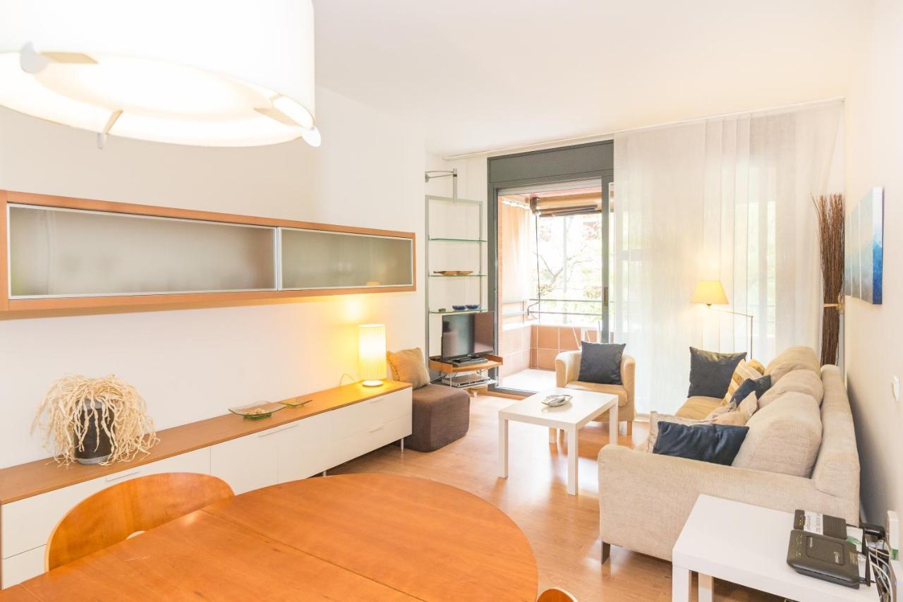 Apartment Guell Barcelona Bagian luar foto