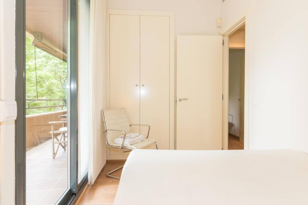 Apartment Guell Barcelona Bagian luar foto