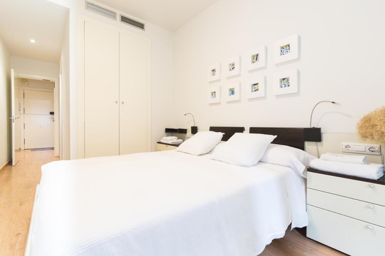 Apartment Guell Barcelona Bagian luar foto