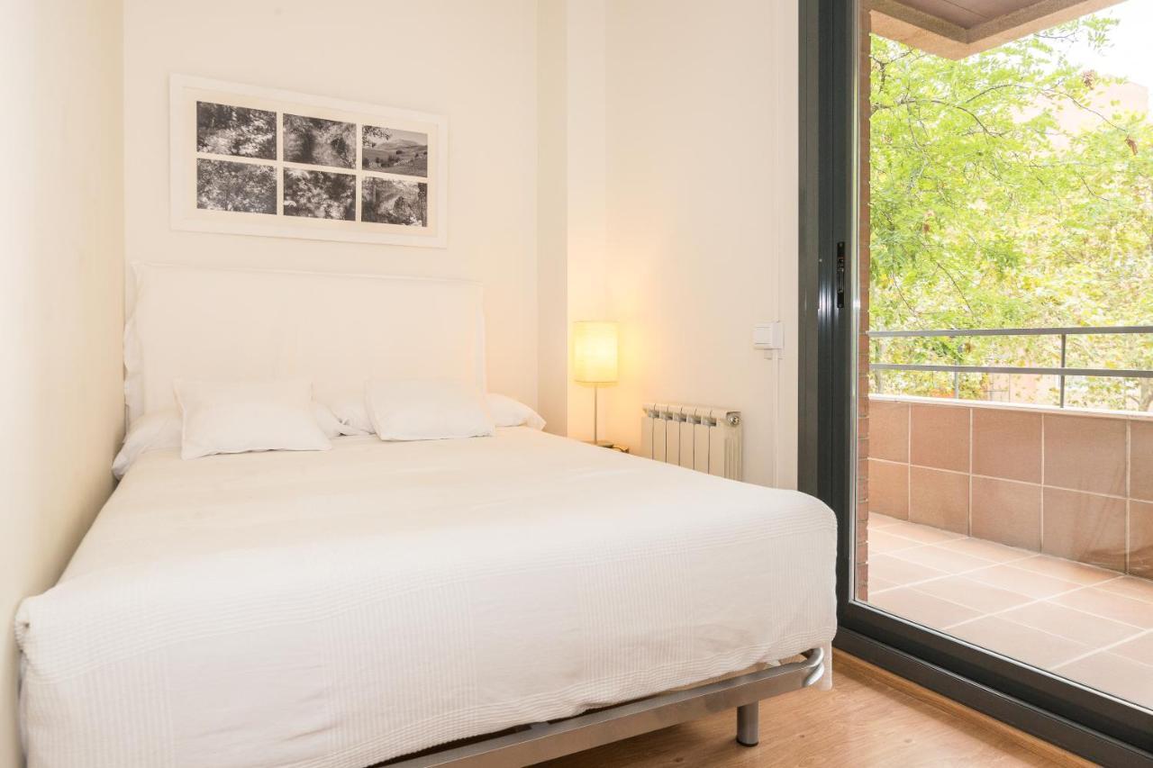 Apartment Guell Barcelona Bagian luar foto